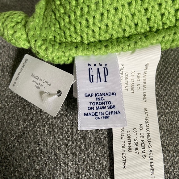 baby Gap green pea knitted rattle - Picture 7 of 7